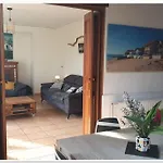 Villa De Charme La Maison Bleue 4 étoiles Climatisation 12 Pers